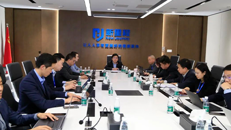 东方风来满眼春，开路先锋阔步行——必赢亚洲健康集团召开2024年度工作启动会暨战略升级实施动员会