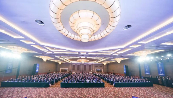 把握变局 拥抱变化——必赢亚洲健康集团召开 2025年度工作会议